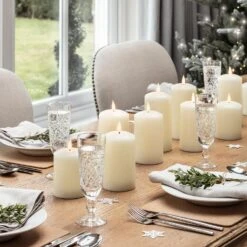 TruGlow® LED Kerzen Trio -Geschäft Für Dekorative Beleuchtung CA18013 Flickering LED Pillar Candle Trio Realistic Christmas Table P2