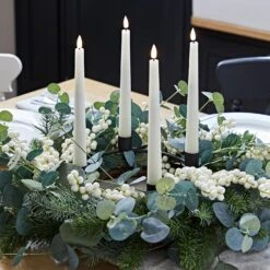 40cm Eukalyptus Adventskranz Mit Kerzenständer Und 4er Set TruGlow® LED Stabkerzen Mit Fernbedienung