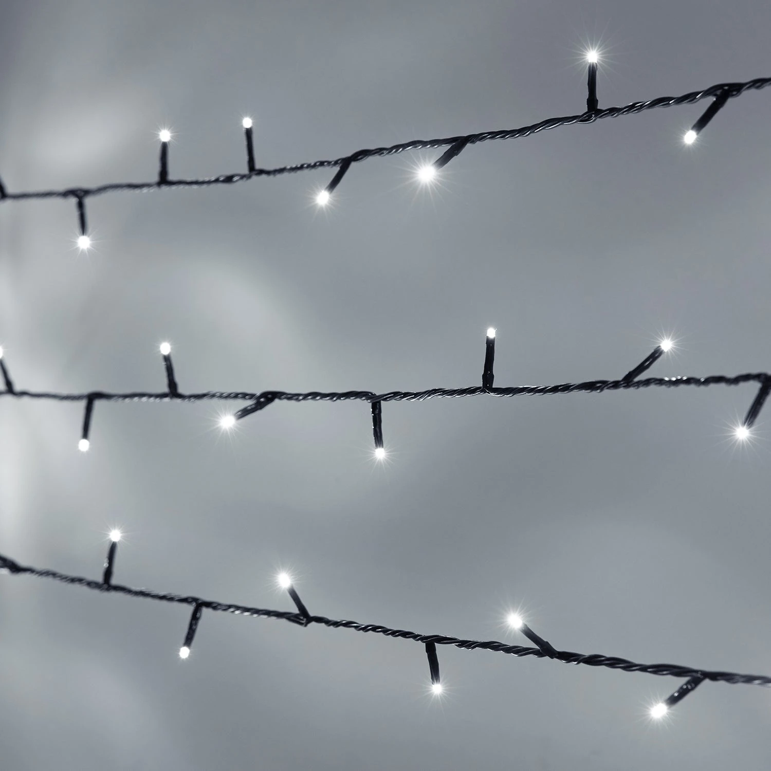 Essential Connect 20m 200er LED Lichterkette Weiß Koppelbar Grünes Kabel 4 Essential Connect 20m 200er LED Lichterkette Weiß Koppelbar Grünes Kabel – Bild 2