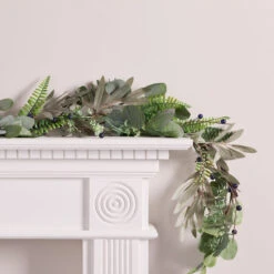 Beleuchtungsset Klassische Fensterdeko Weihnachten -Geschäft Für Dekorative Beleuchtung GA21015 Weihnachtsgirlande Blaue Beeren Kaminsims 2 600x600 aee012db f8cd 48f5 9f0e c0dbefd2dd13