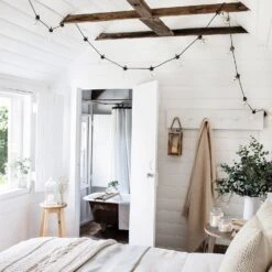 Weiße Trentham LED Laterne 12 Weiße Trentham LED Laterne -Geschäft Für Dekorative Beleuchtung LA18003 Traditional White Lantern Shelf Indoor Bedroom P3