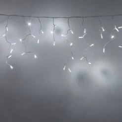 Core Connect 2m 64er LED Eiszapfen Lichterkette Weiß Koppelbar Transparentes Kabel -Geschäft Für Dekorative Beleuchtung ML64WC White LED Icicle Light christmas wall P3