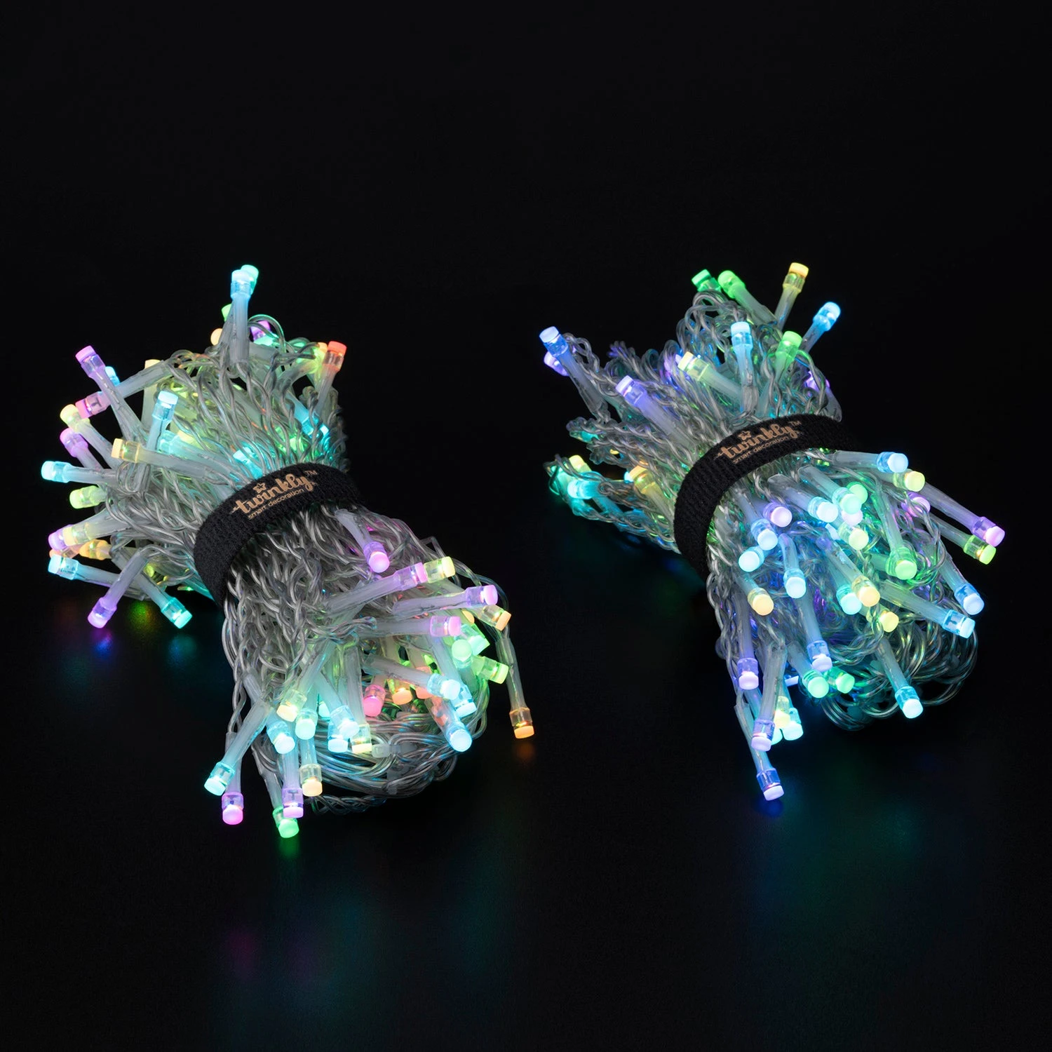 Twinkly 2,1m Smarter Lichtervorhang Bunt Und Weiß Edition Mit 210 LEDs 8 Twinkly 2,1m Smarter Lichtervorhang Bunt Und Weiß Edition Mit 210 LEDs – Bild 6