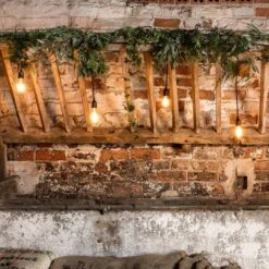 Ingenious Connect 5m Strang Mit 10 X E27 Fassungen & Variierenden Tiefen Koppelbar